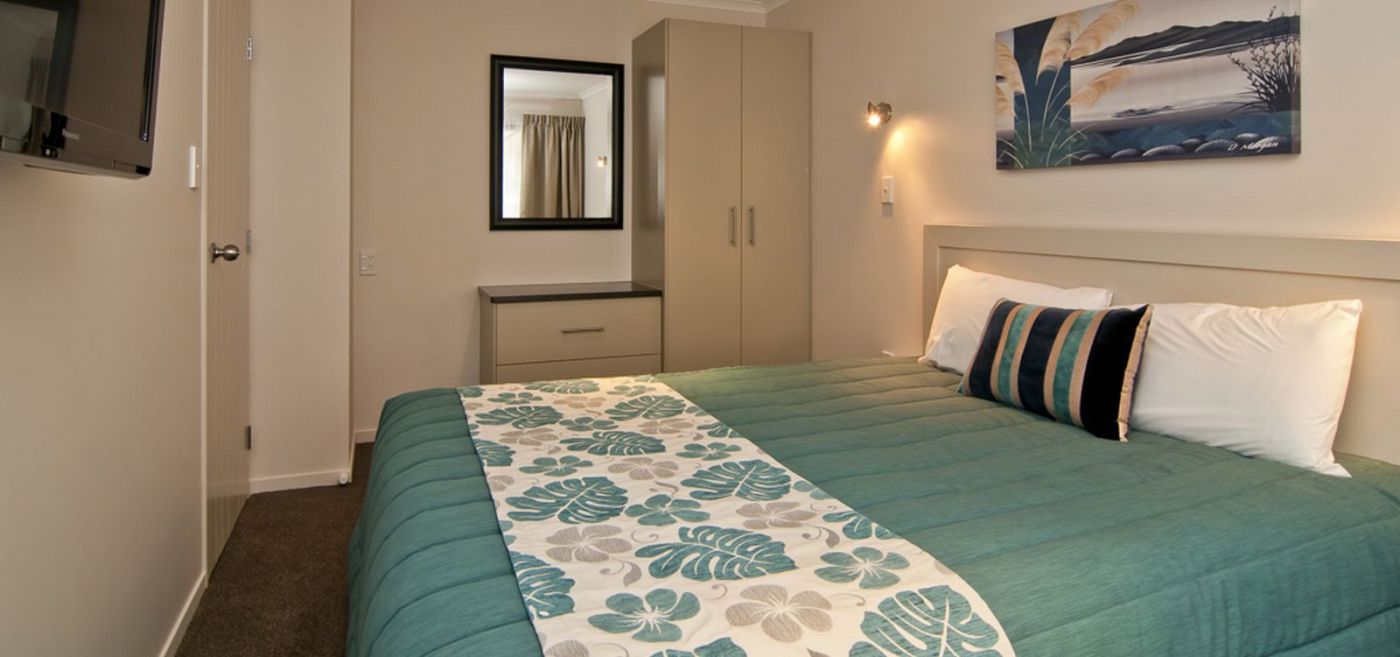 Seaview Suite Bed